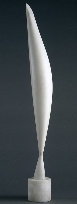 Constantin Brancusi, Oiseau dans l’espace, marbre. New York, Metropolitan Museum. Photo D.R.