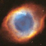 Nébuleuse de l’Hélice communément appelée OEil de Dieu. Photo prise par le satellite Hubble.